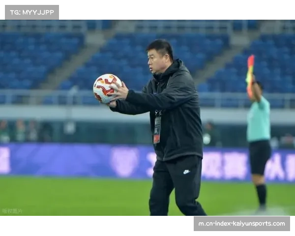 于根伟刘建业本土少帅斗法，津门虎铜梁龙保级关键战